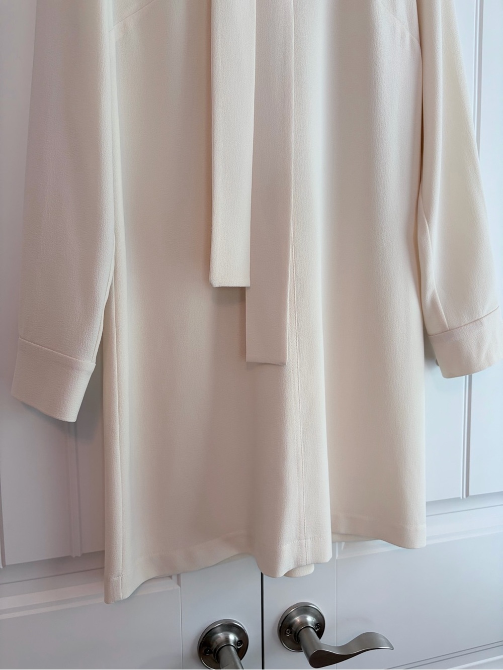 Gal Meets Glam Mini Dress Ines Cream Tie Neck Long Sleeve Women's Size 6 - Picture 4 of 11